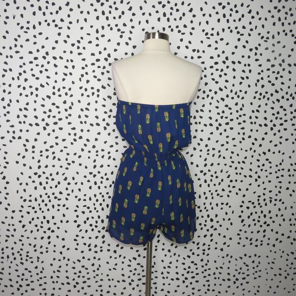 Francesca’s Alya Blue Strapless Pineapple Print Bow Front Romper - Picture 6 of 10